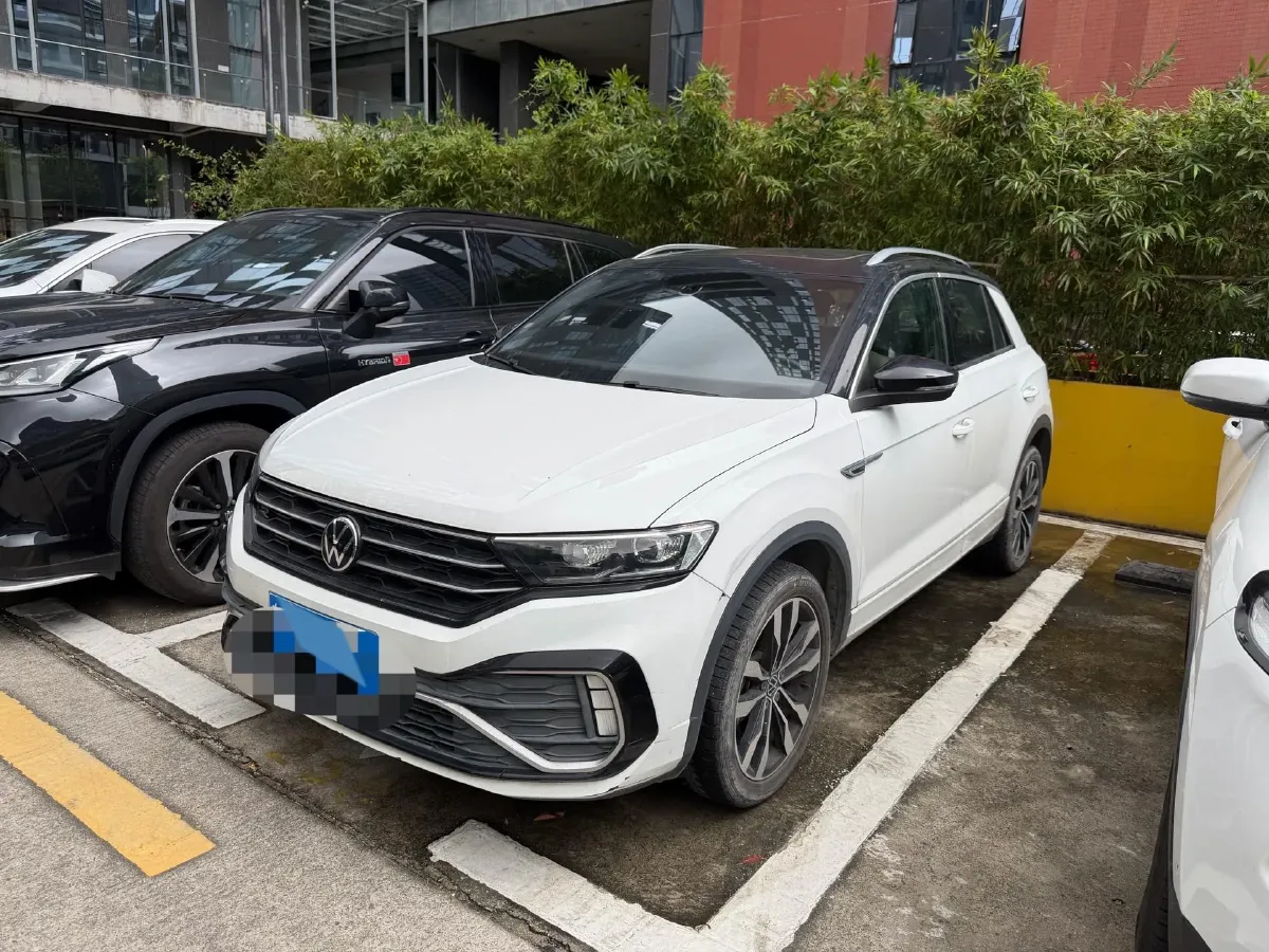 2022 Volkswagen T-Roc 1.4T 150HP L4 7DCT,autocango,china used car exporter,china ev exporter,chinese used car exporter,chinese used ev exporter