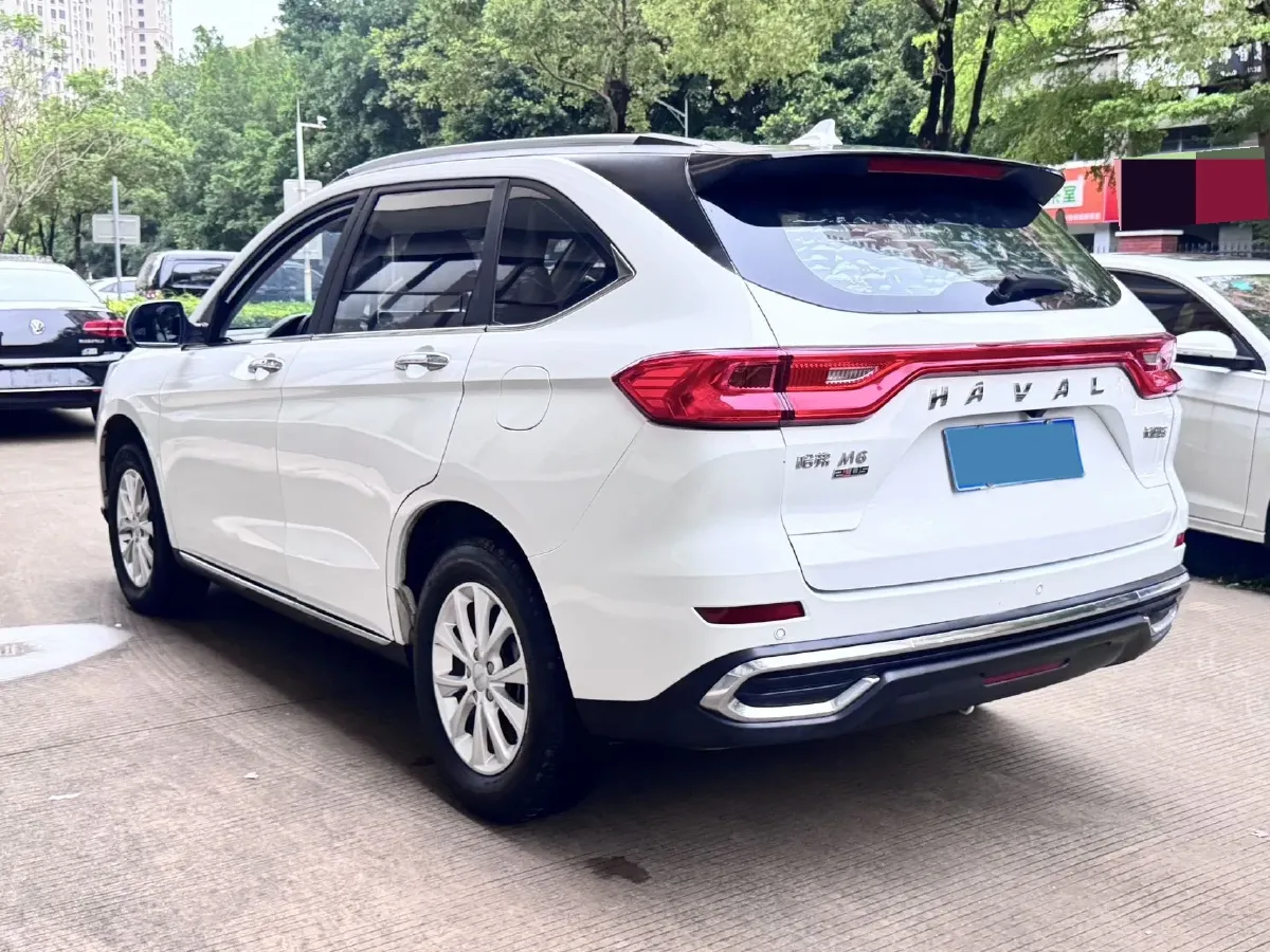 2021 Haval M6 1.5T 150HP L4 7DCT,autocango,china used car exporter,china ev exporter,chinese used car exporter,chinese used ev exporter