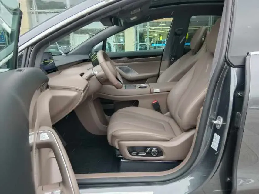 2025 Luxeed R7 REEV 156HP REEV 37KWH,autocango,china used car exporter,china ev exporter,chinese used car exporter,chinese used ev exporter