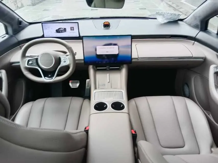 2025 Luxeed R7 REEV 156HP REEV 37KWH,autocango,china used car exporter,china ev exporter,chinese used car exporter,chinese used ev exporter