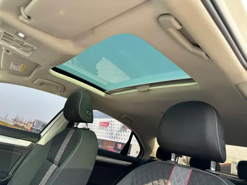 2021 DongFeng Forthing S50EV BEV 57.2KWH,autocango,china used car exporter,china ev exporter,chinese used car exporter,chinese used ev exporter