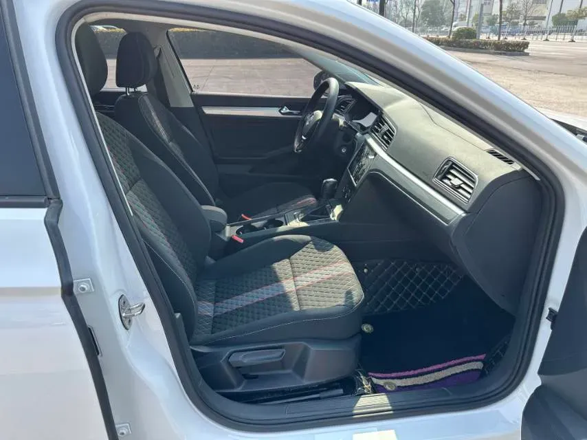 2021 DongFeng Forthing S50EV BEV 57.2KWH,autocango,china used car exporter,china ev exporter,chinese used car exporter,chinese used ev exporter