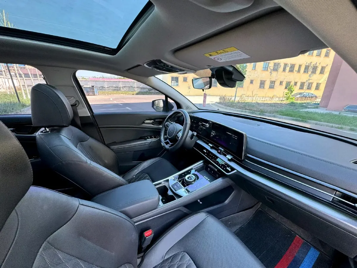 2023 Kia Sportage 2.0T 236HP L4 8AT,autocango,china used car exporter,china ev exporter,chinese used car exporter,chinese used ev exporter