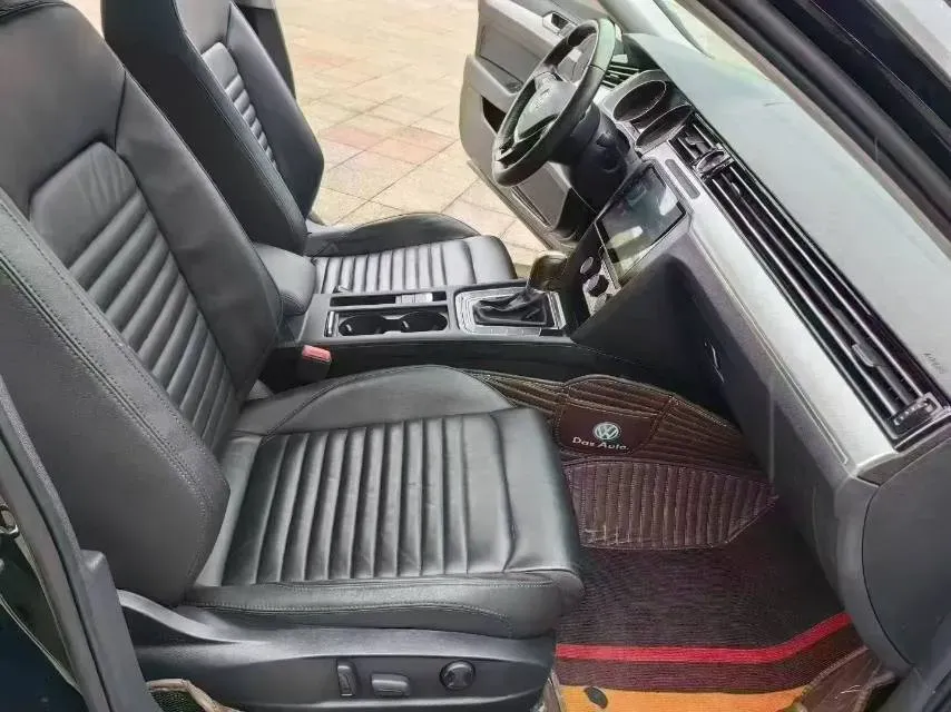 2019 Chevrolet Malibu XL 2.0T 241HP L4 9AT,autocango,china used car exporter,china ev exporter,chinese used car exporter,chinese used ev exporter