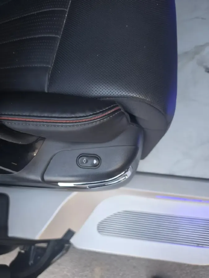 2025 GAC Trumpchi M8 2.0T 190HP L4 2DHT Hybrid,autocango,china used car exporter,china ev exporter,chinese used car exporter,chinese used ev exporter