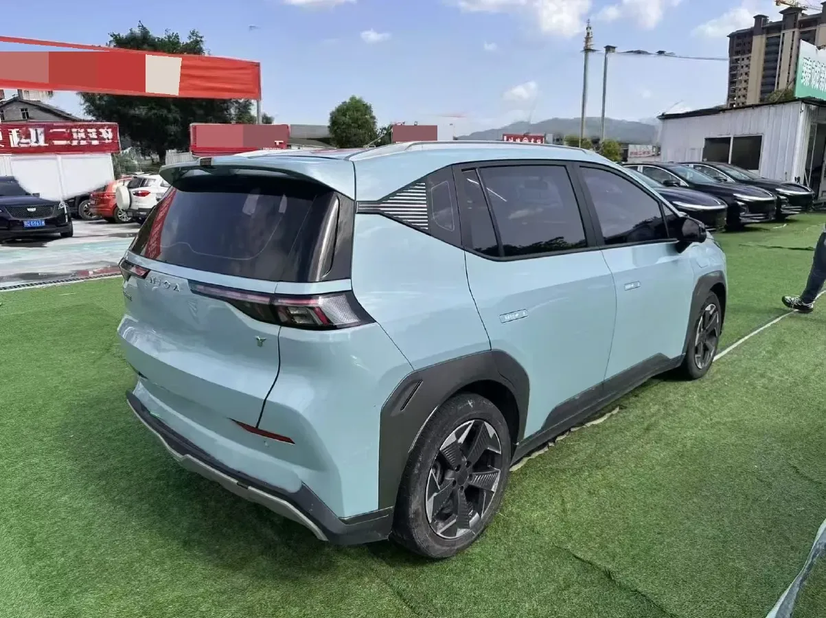 2022 Geely Okavango 1.8T 184HP L4 7DCT,autocango,china used car exporter,china ev exporter,chinese used car exporter,chinese used ev exporter