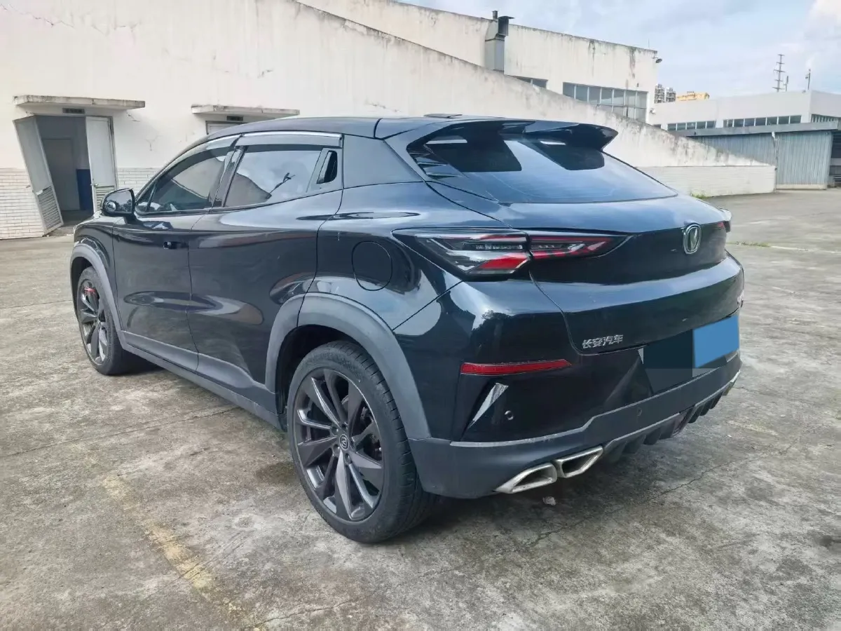 2020 ChangAn UNI-T 1.5T 180HP L4 7DCT,autocango,china used car exporter,china ev exporter,chinese used car exporter,chinese used ev exporter