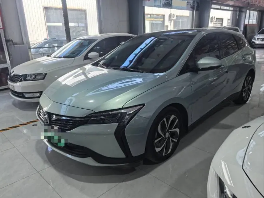 2022 Buick Velite 6 1.5L 102HP L4 E-CVT PHEV 9.5KWH,autocango,china used car exporter,china ev exporter,chinese used car exporter,chinese used ev exporter