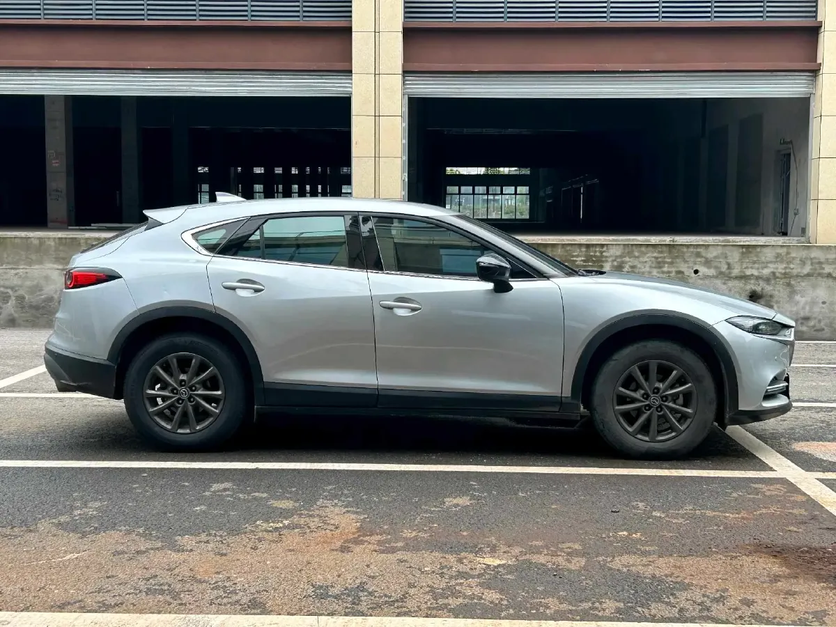 2021 Mazda CX-4 2.0L 158HP L4 6AT,autocango,china used car exporter,china ev exporter,chinese used car exporter,chinese used ev exporter