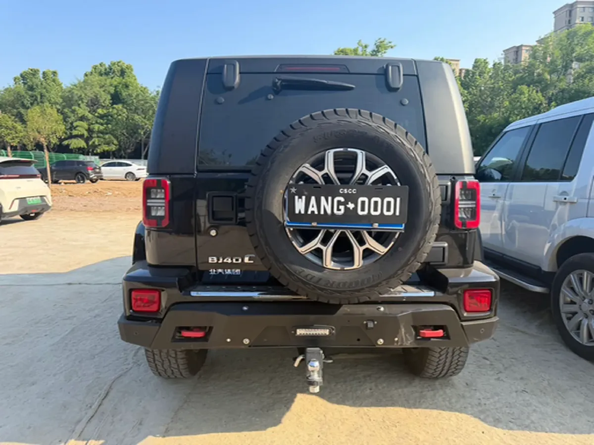 2024 Beijing BJ40 2.0T 224HP L4 8AT,autocango,china used car exporter,china ev exporter,chinese used car exporter,chinese used ev exporter