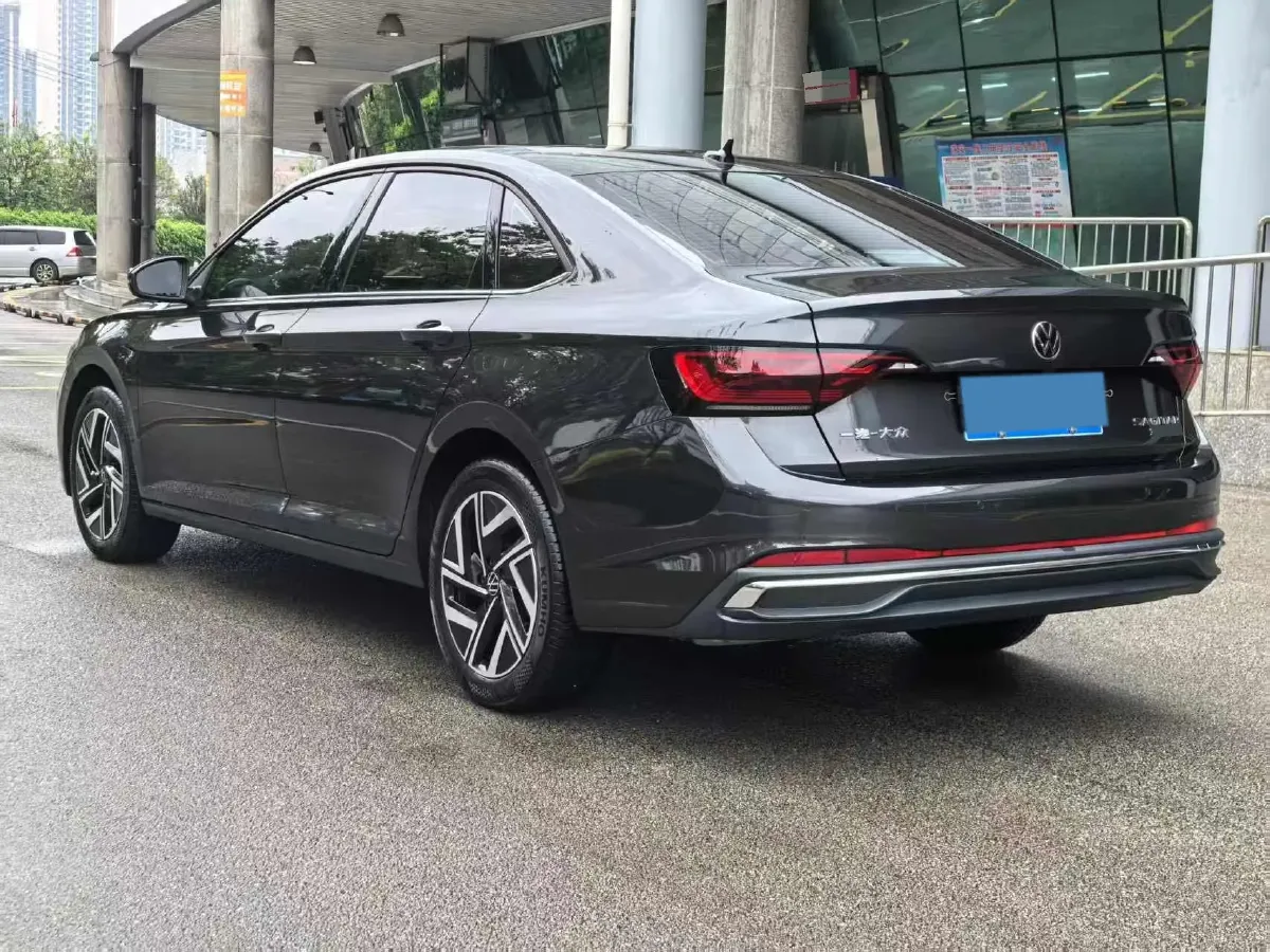 2025 Volkswagen Sagitar 1.5T 160HP L4 7DCT,autocango,china used car exporter,china ev exporter,chinese used car exporter,chinese used ev exporter