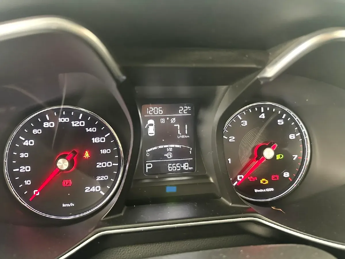 2017 MG MG6 1.5T 169HP L4 7DCT,autocango,china used car exporter,china ev exporter,chinese used car exporter,chinese used ev exporter