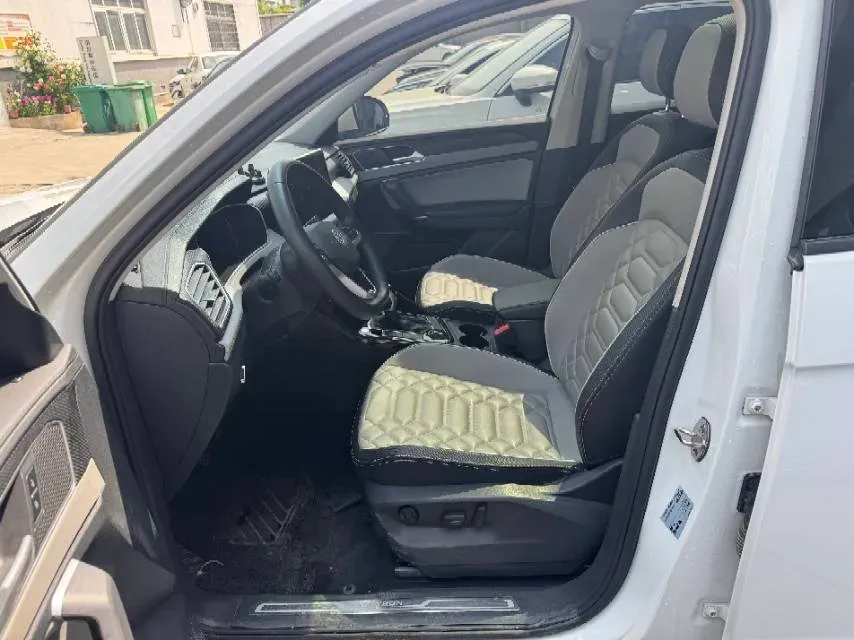 2024 Volkswagen Tayron 1.5T 160HP L4 7DCT,autocango,china used car exporter,china ev exporter,chinese used car exporter,chinese used ev exporter