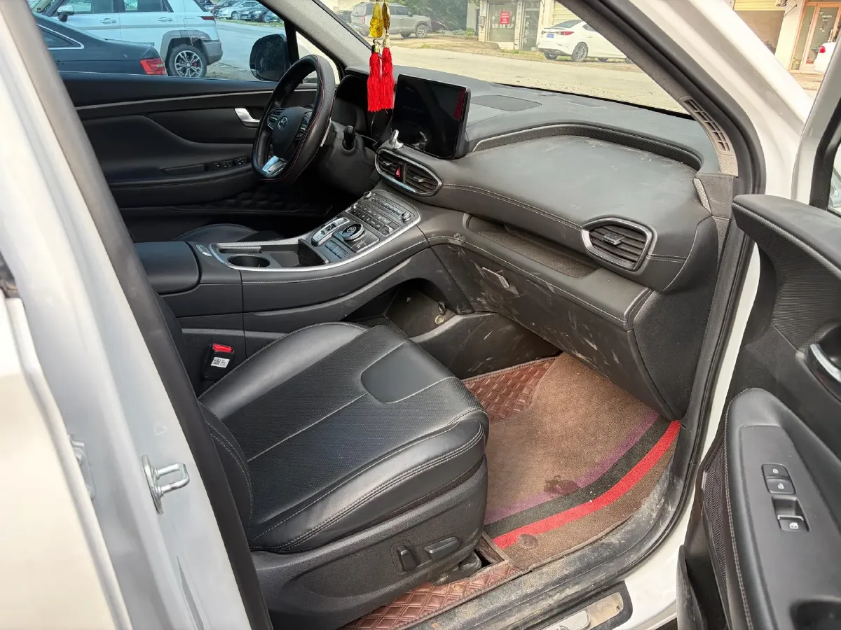 2023 Hyundai Santafe 2.0T 230HP L4 8AT,autocango,china used car exporter,china ev exporter,chinese used car exporter,chinese used ev exporter