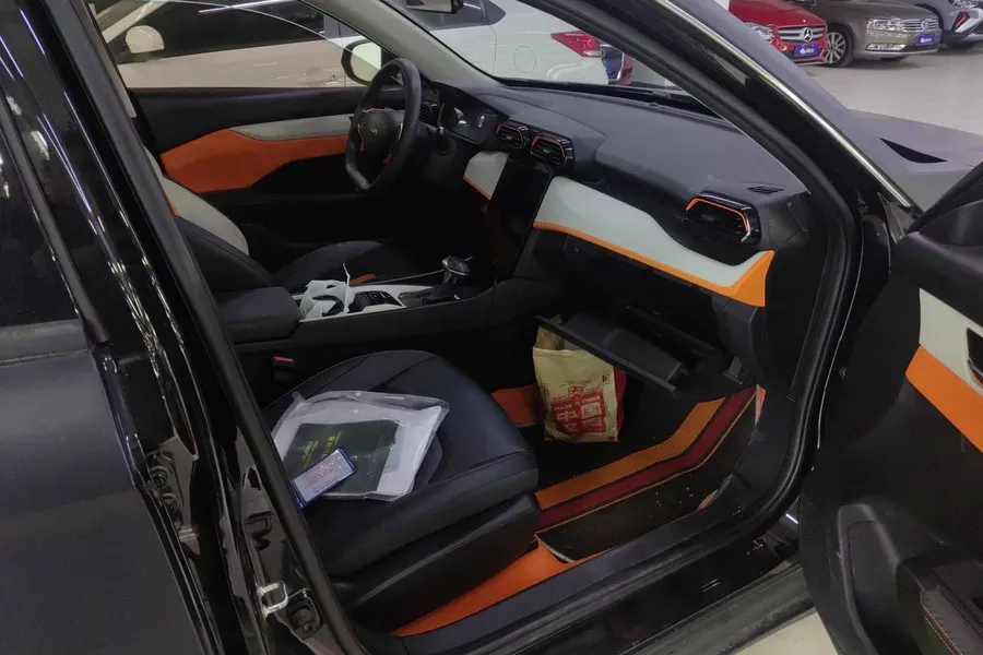 2023 DongFeng Aeolus YiXuan 1.5L 125HP L4 6DCT,autocango,china used car exporter,china ev exporter,chinese used car exporter,chinese used ev exporter