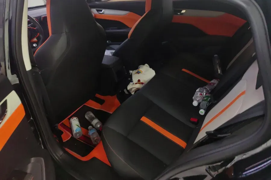 2023 DongFeng Aeolus YiXuan 1.5L 125HP L4 6DCT,autocango,china used car exporter,china ev exporter,chinese used car exporter,chinese used ev exporter