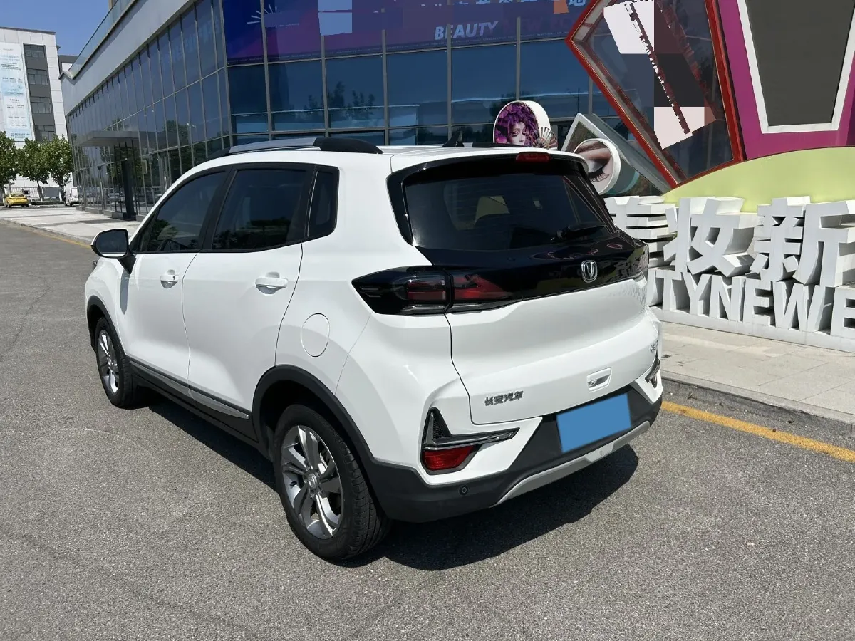 2021 ChangAn CS15 1.5L 107HP L4 5DCT,autocango,china used car exporter,china ev exporter,chinese used car exporter,chinese used ev exporter
