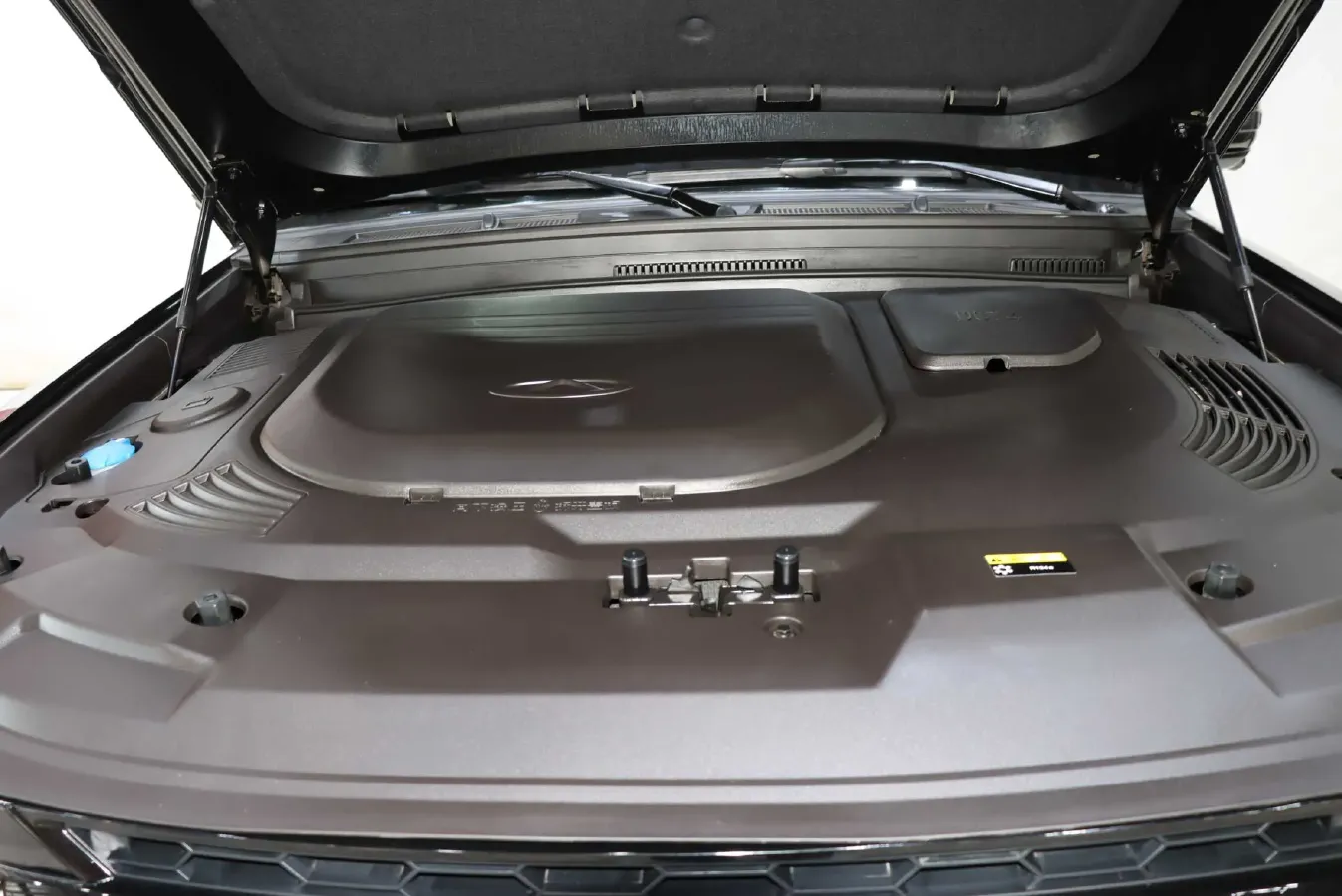 2023 Jetour Traveller 2.0T 254HP L4 7DCT,autocango,china used car exporter,china ev exporter,chinese used car exporter,chinese used ev exporter