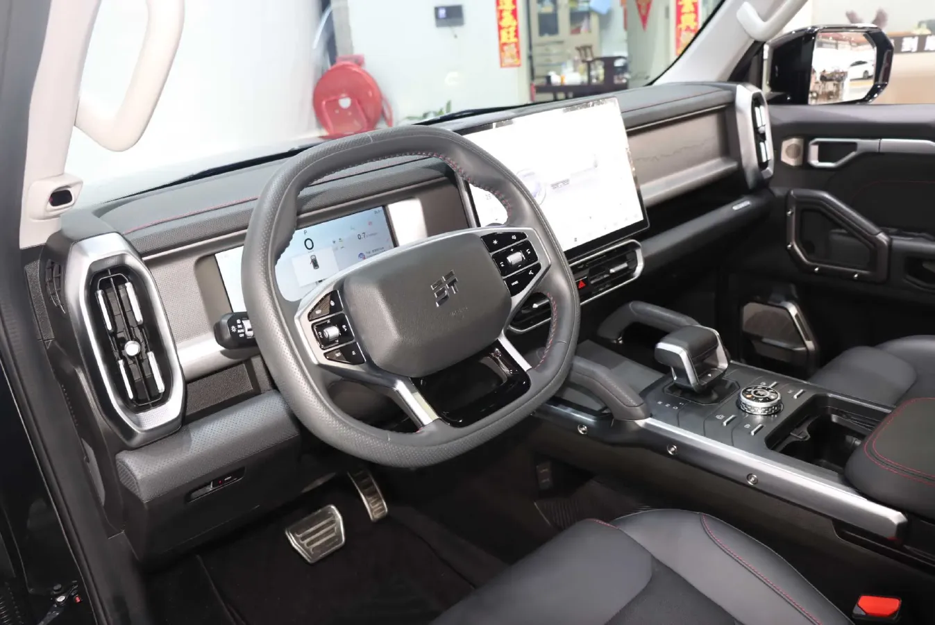 2023 Jetour Traveller 2.0T 254HP L4 7DCT,autocango,china used car exporter,china ev exporter,chinese used car exporter,chinese used ev exporter