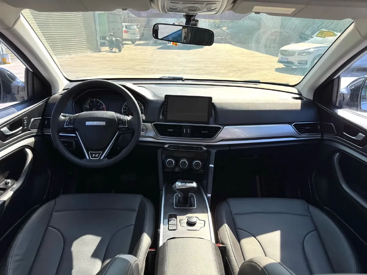 2021 Haval H6 1.5T 150HP L4 7DCT,autocango,china used car exporter,china ev exporter,chinese used car exporter,chinese used ev exporter