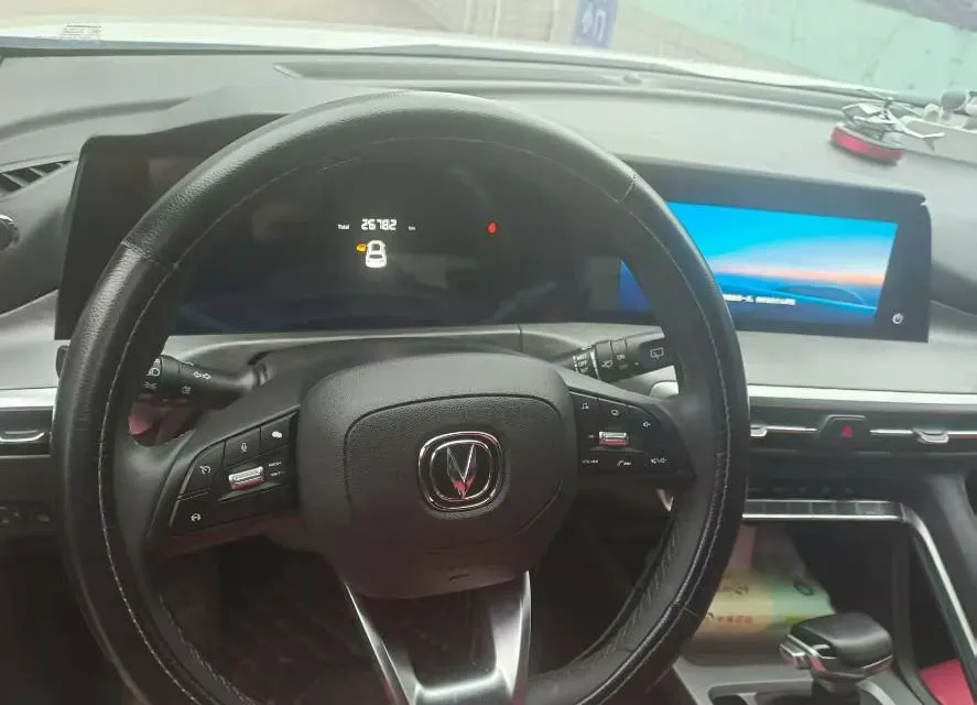 2021 ChangAn CS35 Plus 1.4T 160HP L4 7DCT,autocango,china used car exporter,china ev exporter,chinese used car exporter,chinese used ev exporter