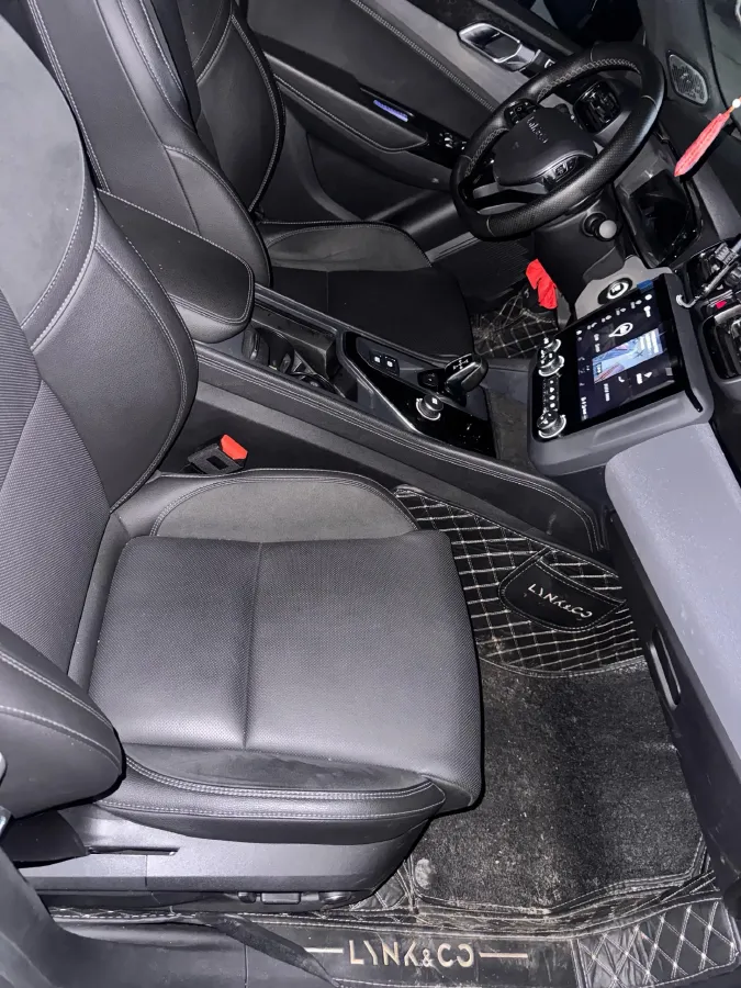 2021 LYNK&CO 03 2.0T 190HP L4 6AT,autocango,china used car exporter,china ev exporter,chinese used car exporter,chinese used ev exporter