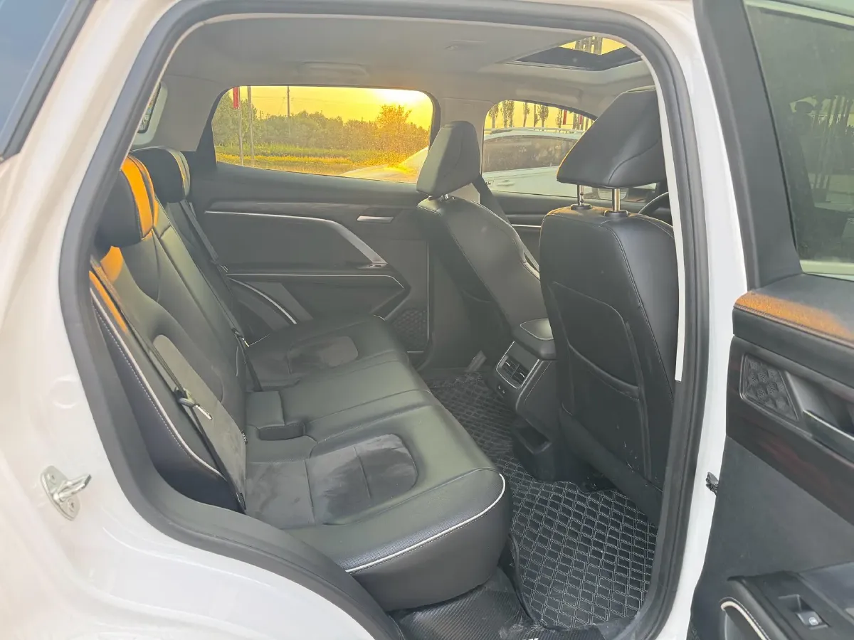 2023 Haval H6 1.5T 150HP L4 7DCT,autocango,china used car exporter,china ev exporter,chinese used car exporter,chinese used ev exporter