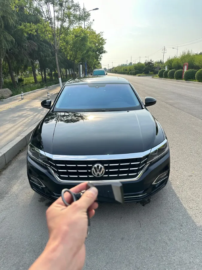 2021 Volkswagen Passat 2.0T 186HP L4 7DCT,autocango,china used car exporter,china ev exporter,chinese used car exporter,chinese used ev exporter