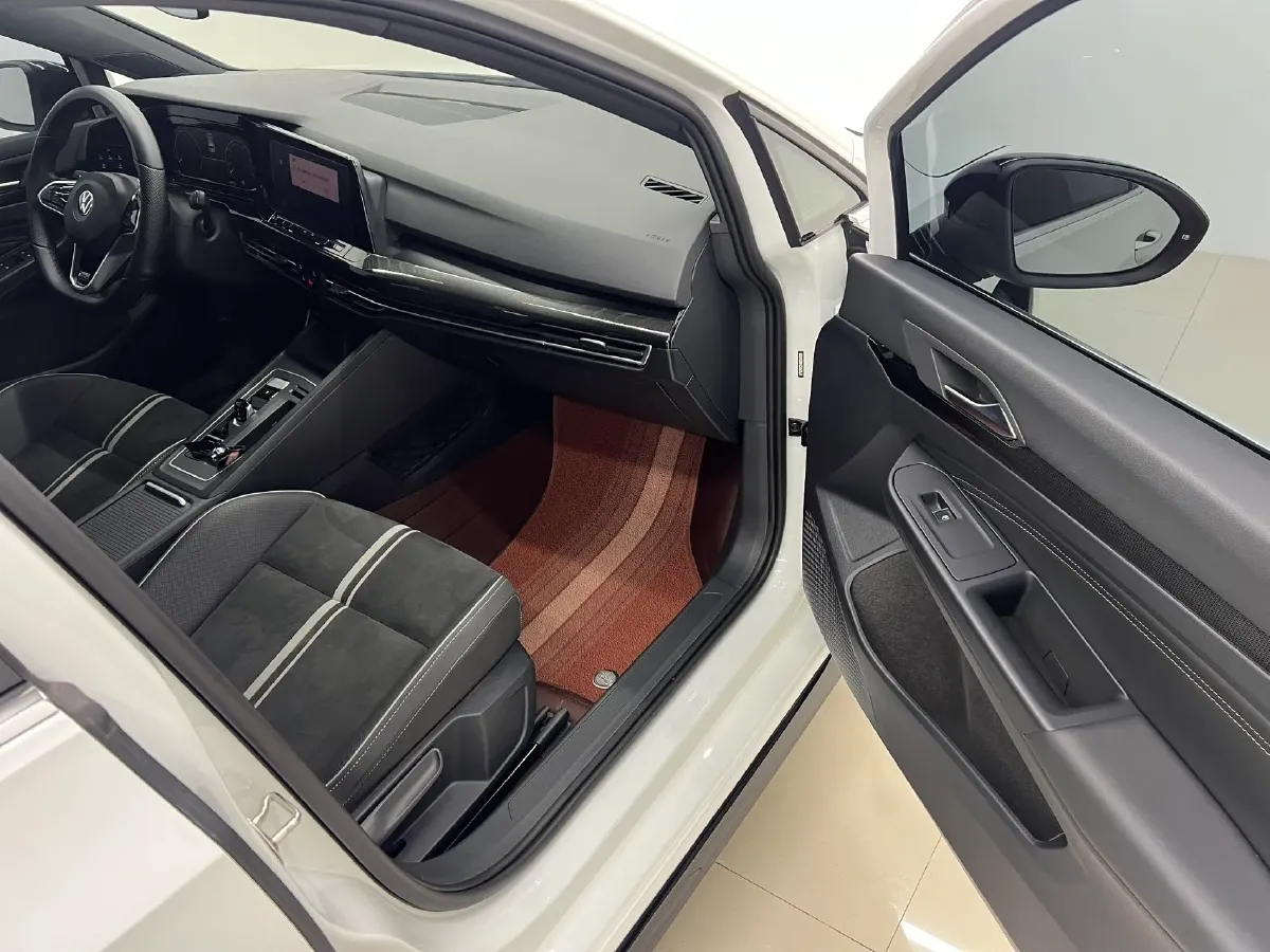 2021 Volkswagen Golf 1.4T 150HP L4 7DCT,autocango,china used car exporter,china ev exporter,chinese used car exporter,chinese used ev exporter