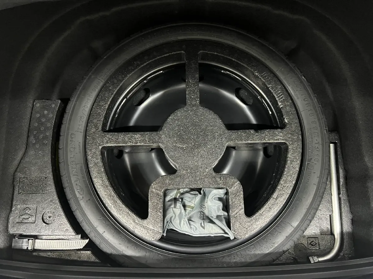 2021 Volkswagen Golf 1.4T 150HP L4 7DCT,autocango,china used car exporter,china ev exporter,chinese used car exporter,chinese used ev exporter