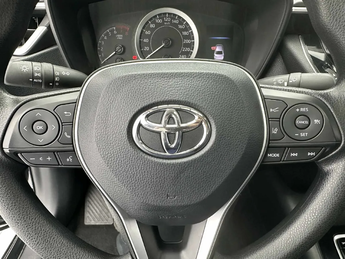 2021 Toyota Corolla 1.2T 116HP L4 CVT,autocango,china used car exporter,china ev exporter,chinese used car exporter,chinese used ev exporter