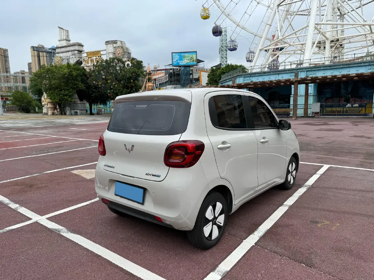 2025 WuLing HongGuang MINI EV BEV 16.2KWH,autocango,china used car exporter,china ev exporter,chinese used car exporter,chinese used ev exporter