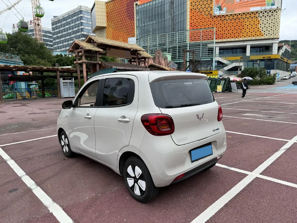 2025 WuLing HongGuang MINI EV BEV 16.2KWH,autocango,china used car exporter,china ev exporter,chinese used car exporter,chinese used ev exporter