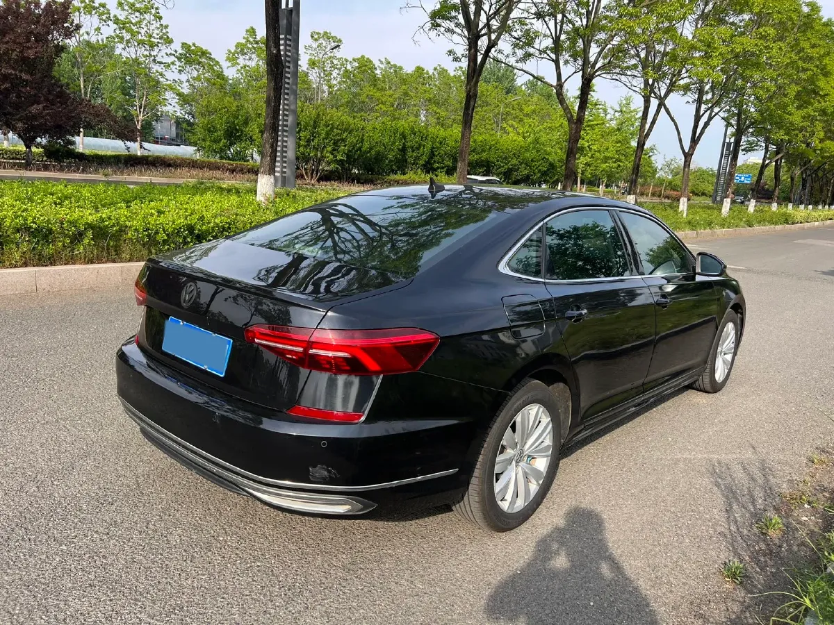 2020 Volkswagen Passat 2.0T 186HP L4 7DCT,autocango,china used car exporter,china ev exporter,chinese used car exporter,chinese used ev exporter