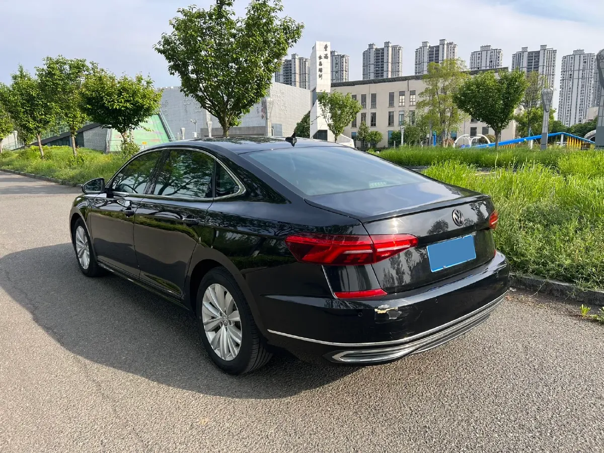 2020 Volkswagen Passat 2.0T 186HP L4 7DCT,autocango,china used car exporter,china ev exporter,chinese used car exporter,chinese used ev exporter
