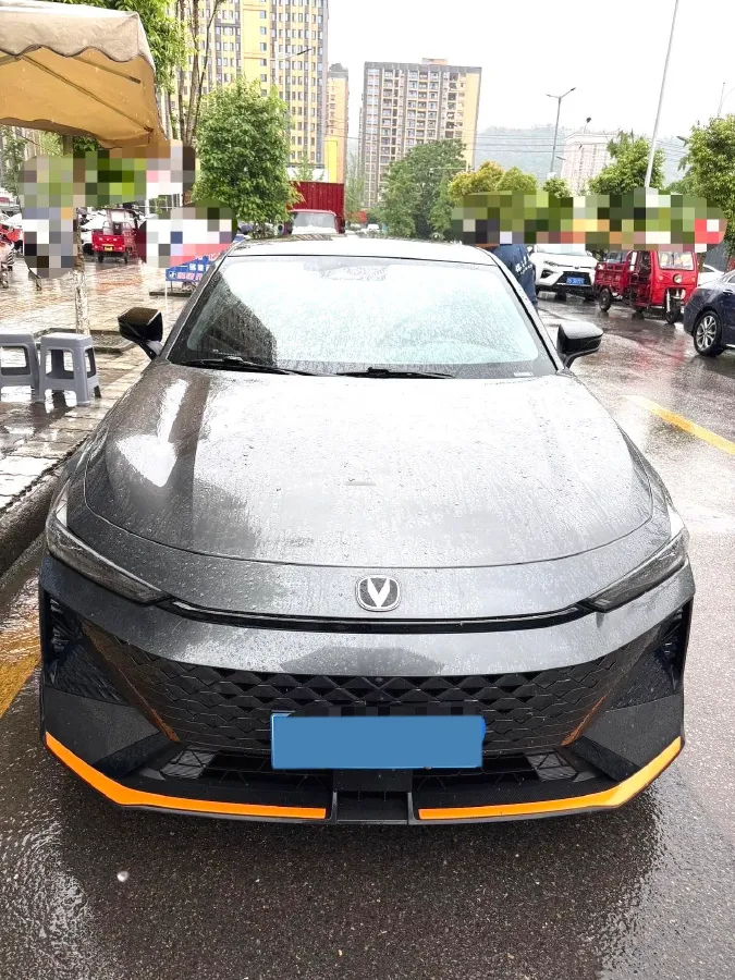 2025 ChangAn UNI-V 1.5T 192HP L4 7DCT,autocango,china used car exporter,china ev exporter,chinese used car exporter,chinese used ev exporter