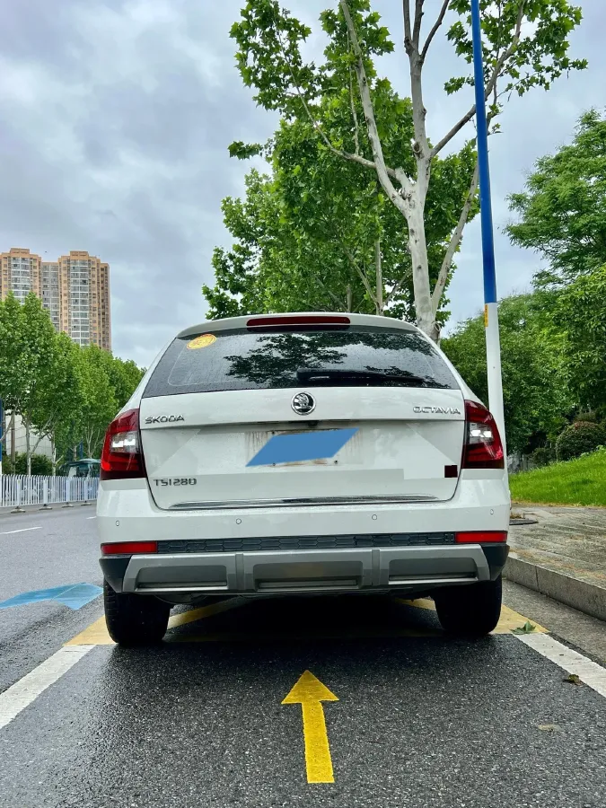 2018 Skoda Octavia 1.4T 150HP L4 7DCT,autocango,china used car exporter,china ev exporter,chinese used car exporter,chinese used ev exporter