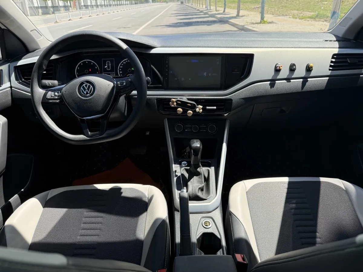 2021 Haval H6 1.5T 169HP L4 7DCT,autocango,china used car exporter,china ev exporter,chinese used car exporter,chinese used ev exporter