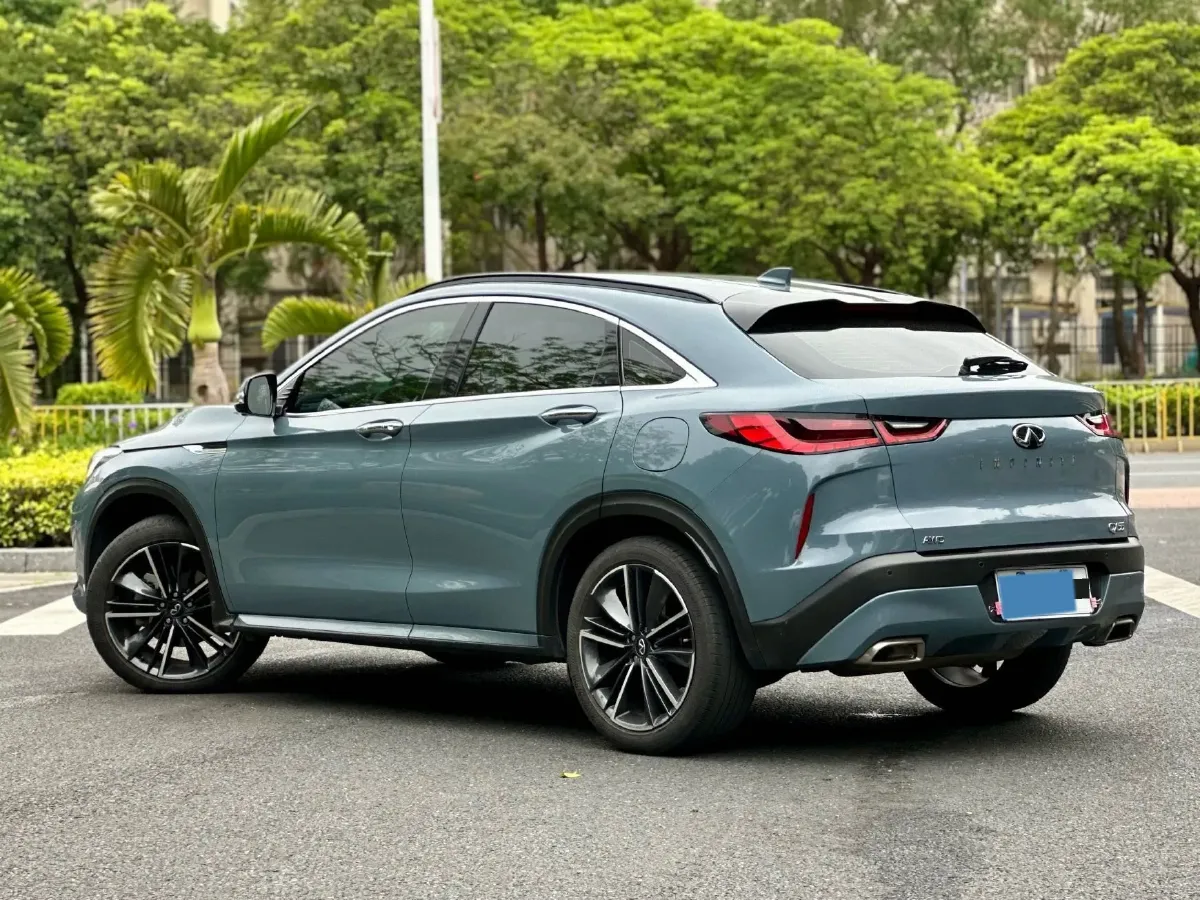 2022 Infiniti QX55 2.0T 261HP L4 CVT,autocango,china used car exporter,china ev exporter,chinese used car exporter,chinese used ev exporter