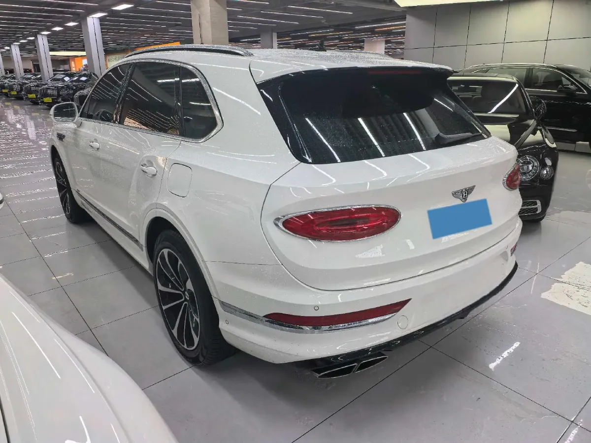 2021 Bentley Bentayga 3.0T 340HP V6 8AT PHEV 17.3KWH,autocango,china used car exporter,china ev exporter,chinese used car exporter,chinese used ev exporter