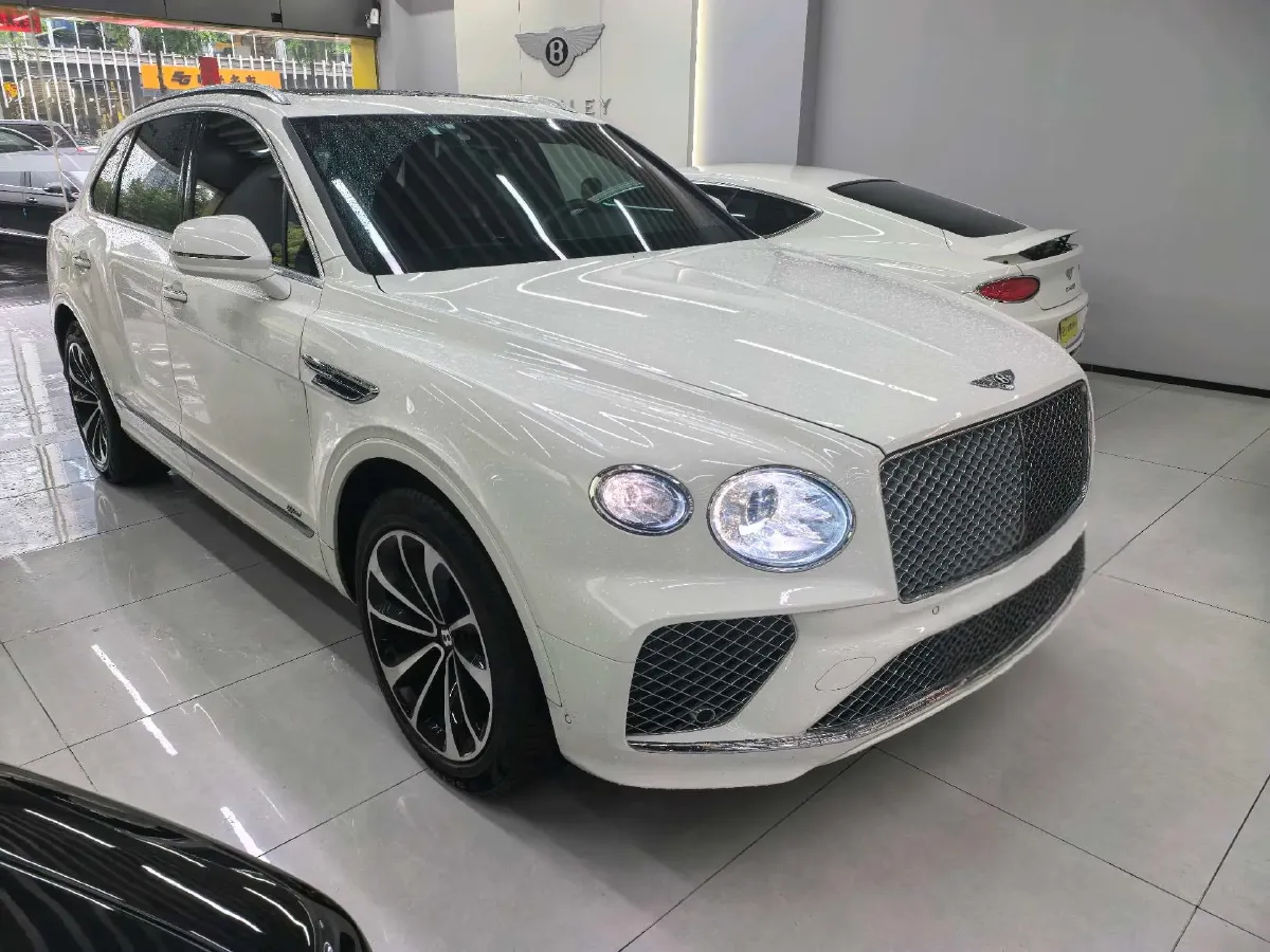 2021 Bentley Bentayga 3.0T 340HP V6 8AT PHEV 17.3KWH,autocango,china used car exporter,china ev exporter,chinese used car exporter,chinese used ev exporter