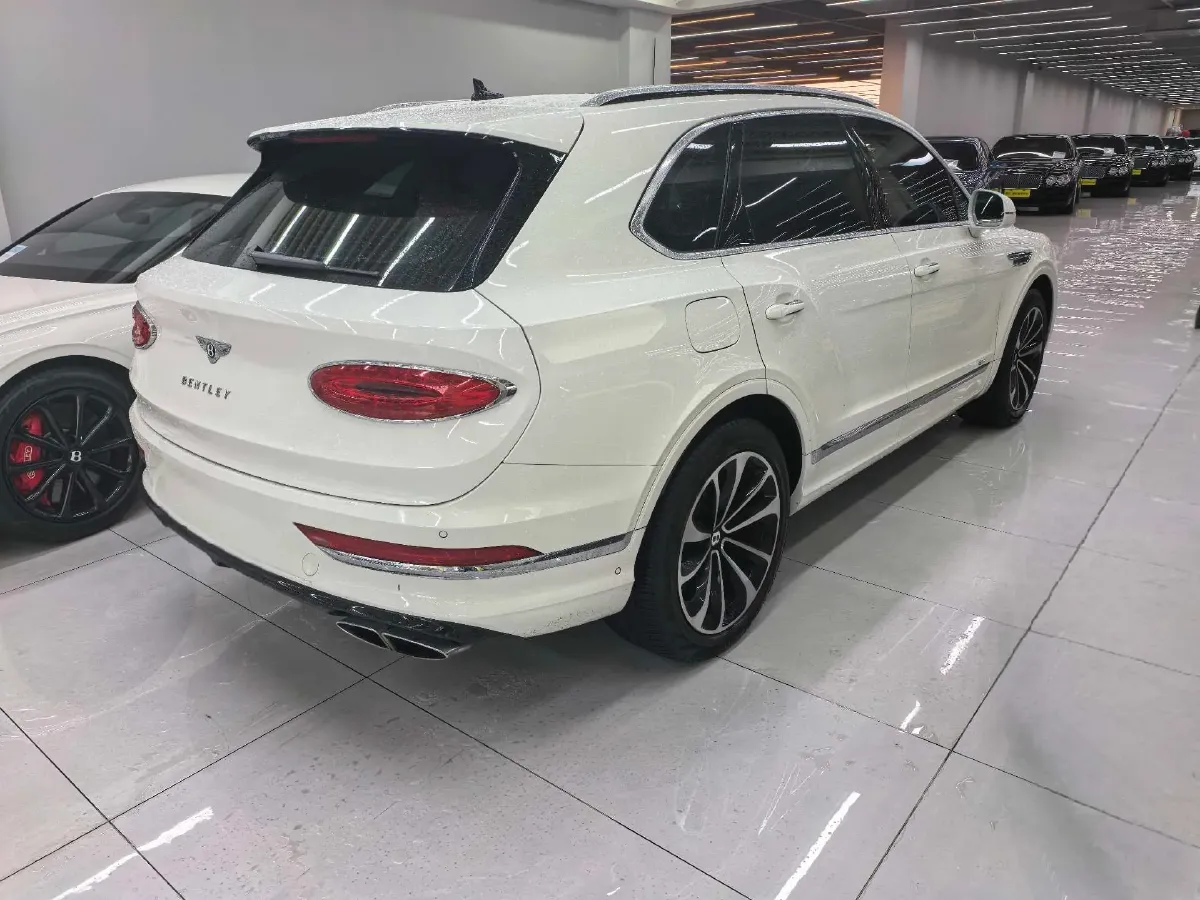2021 Bentley Bentayga 3.0T 340HP V6 8AT PHEV 17.3KWH,autocango,china used car exporter,china ev exporter,chinese used car exporter,chinese used ev exporter