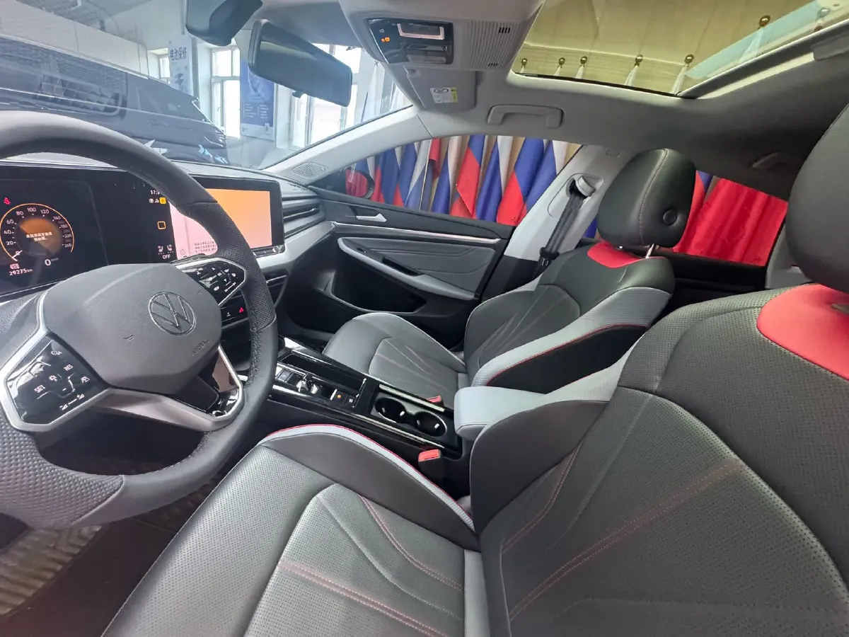 2022 Skoda Superb 2.0T 186HP L4 7DCT,autocango,china used car exporter,china ev exporter,chinese used car exporter,chinese used ev exporter