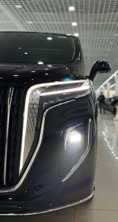 2023 HongQi HQ9 2.0T 252HP L4 8AT,autocango,china used car exporter,china ev exporter,chinese used car exporter,chinese used ev exporter