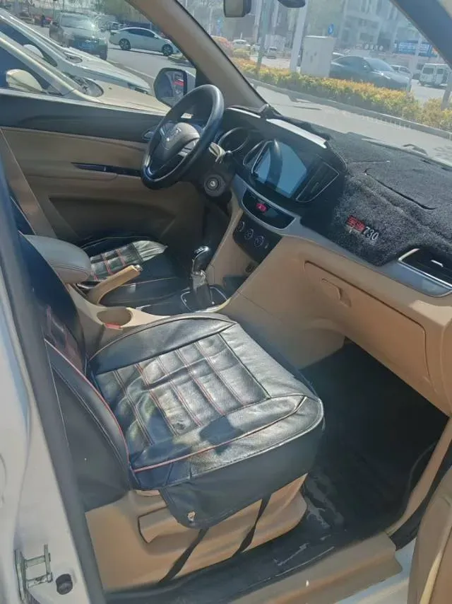 2016 BaoJun 730 1.5L 112HP L4 5MT,autocango,china used car exporter,china ev exporter,chinese used car exporter,chinese used ev exporter