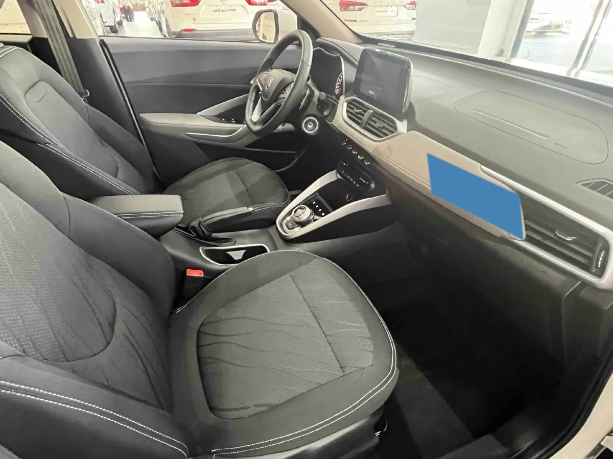 2019 BaoJun 510 1.5L 105HP L4 6MT,autocango,china used car exporter,china ev exporter,chinese used car exporter,chinese used ev exporter