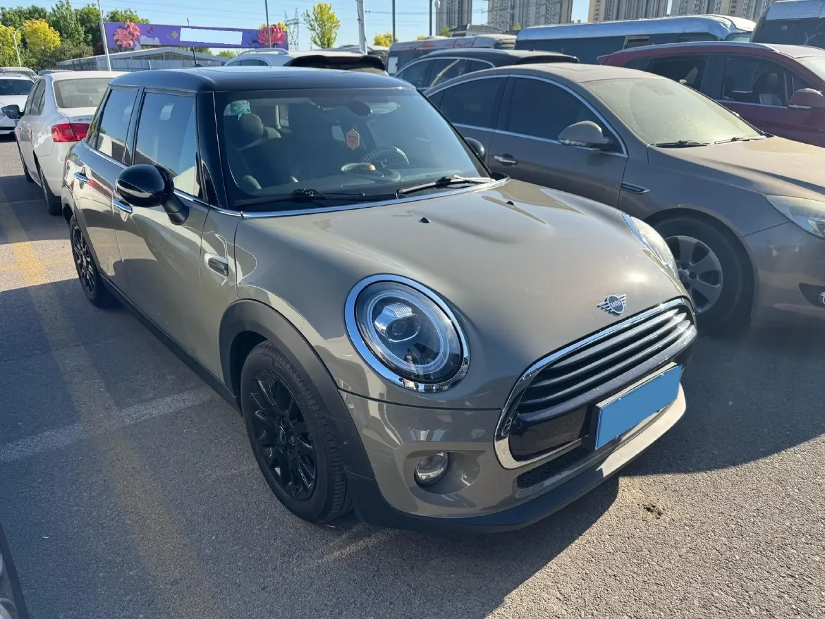 2018 MINI COUNTRYMAN 1.5T 136HP L3 6AT,autocango,china used car exporter,china ev exporter,chinese used car exporter,chinese used ev exporter