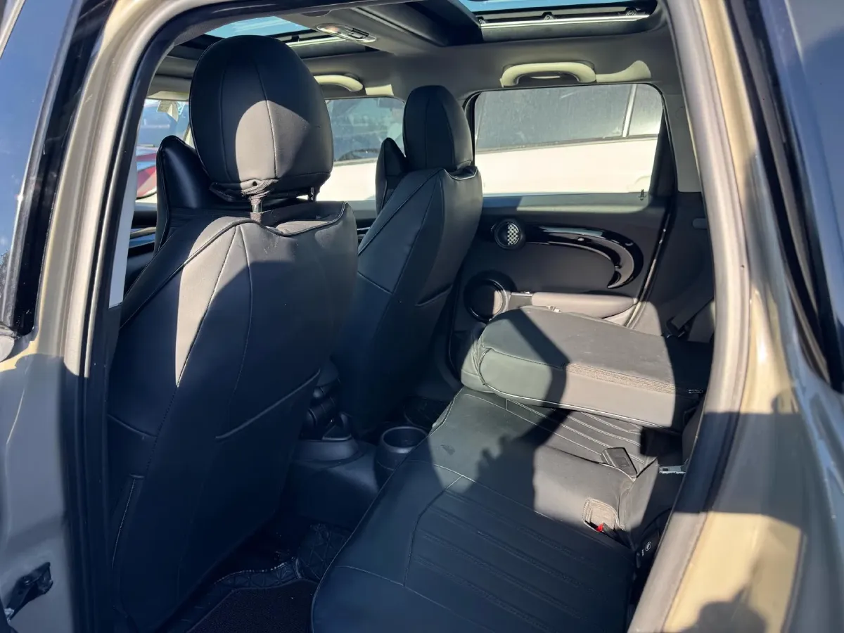 2018 MINI COUNTRYMAN 1.5T 136HP L3 6AT,autocango,china used car exporter,china ev exporter,chinese used car exporter,chinese used ev exporter