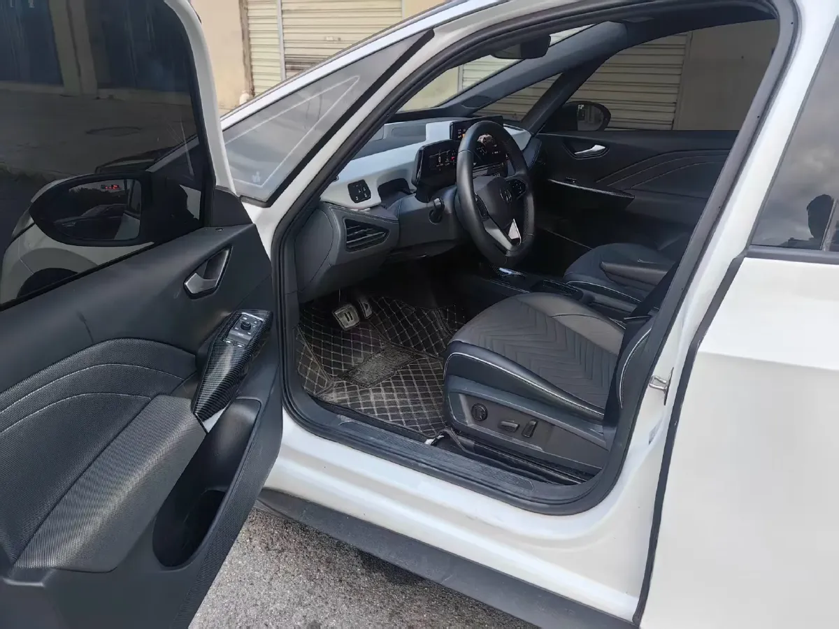 2024 Volkswagen ID.3 BEV 52.8KWH,autocango,china used car exporter,china ev exporter,chinese used car exporter,chinese used ev exporter