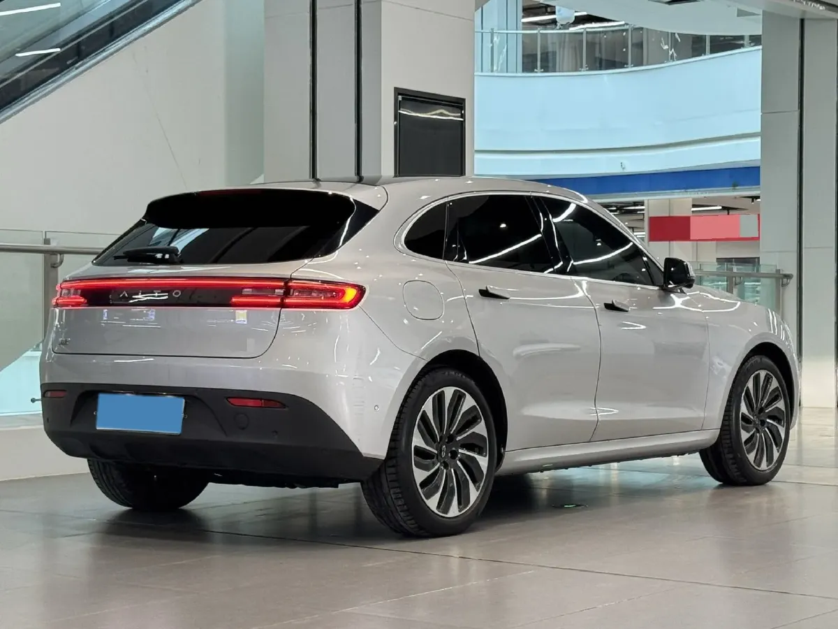 2022 JMC YuHu 7 2.0T 141HP L4 8AT,autocango,china used car exporter,china ev exporter,chinese used car exporter,chinese used ev exporter